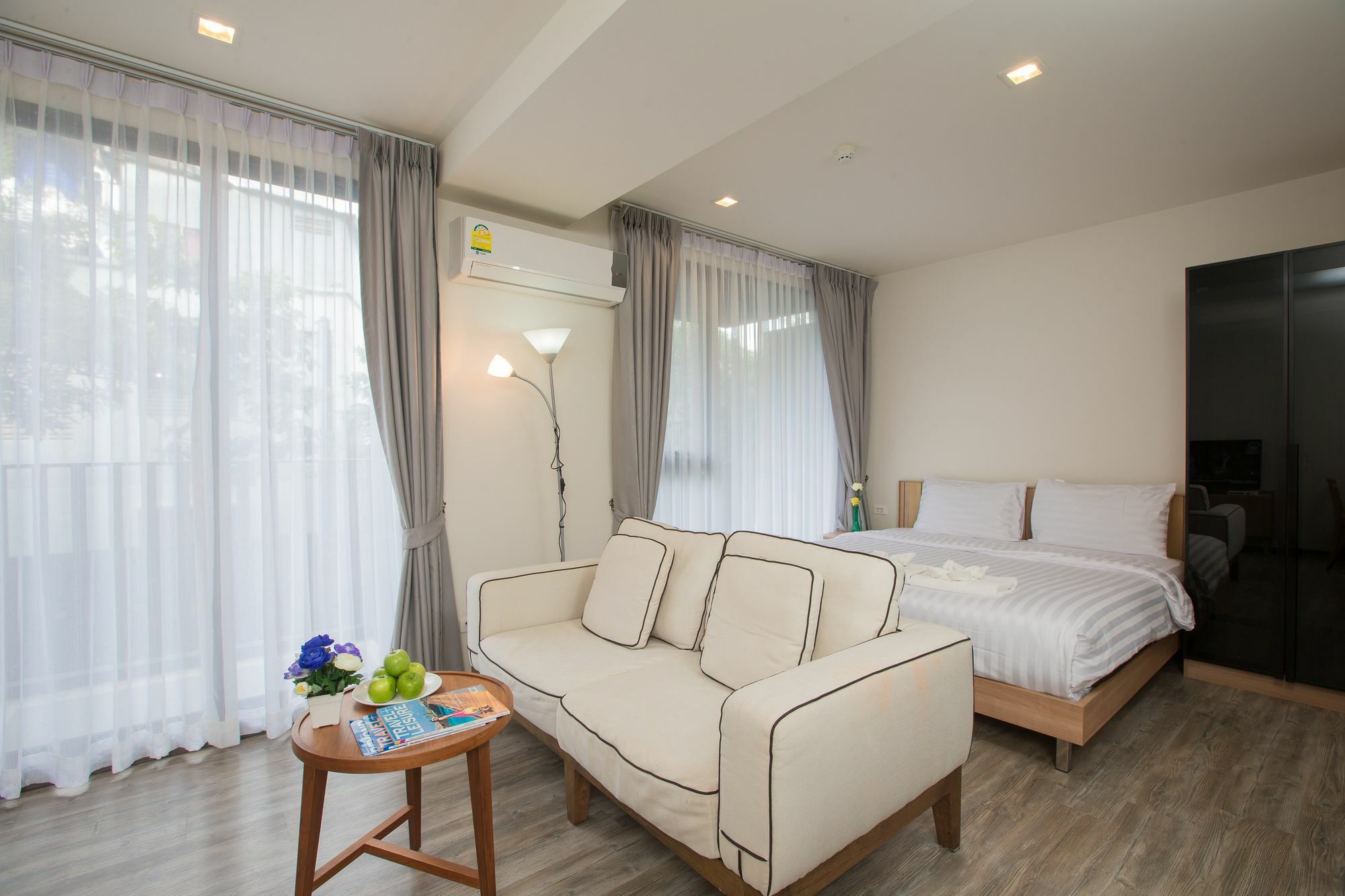 The Deck Condo Patong By Vip Eksteriør bilde